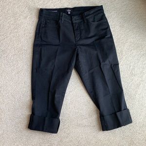 NYDJ black cropped jeans